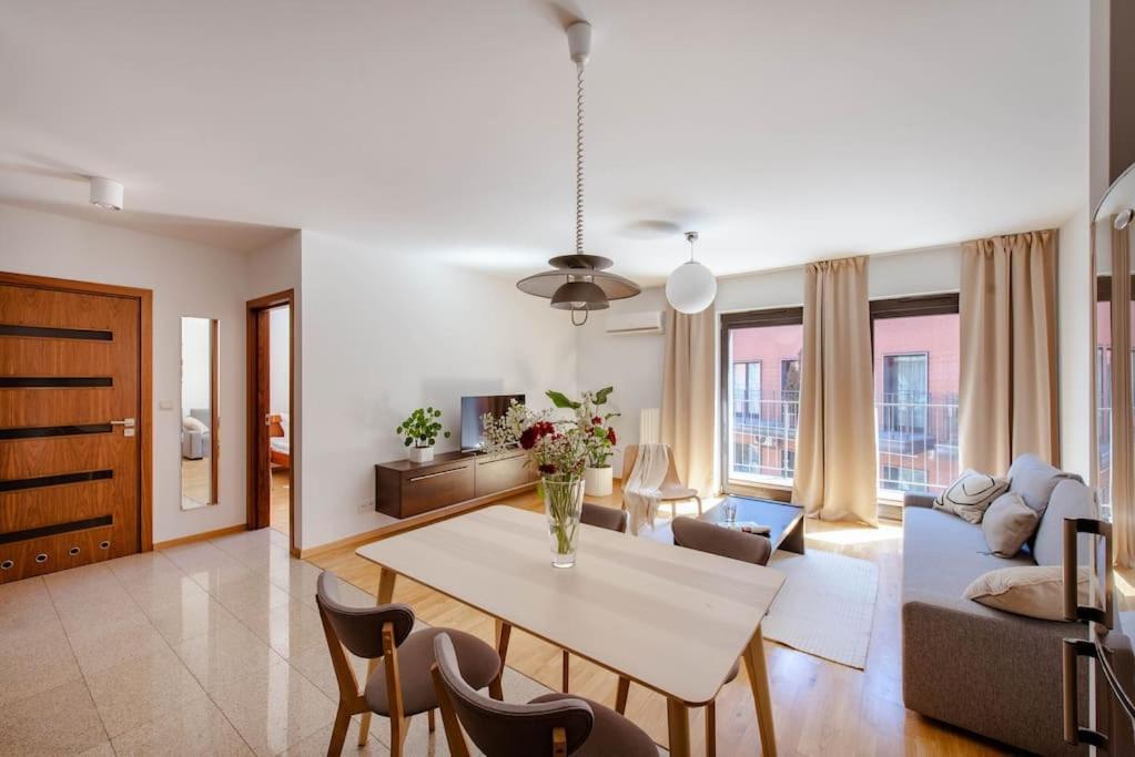 Wygodny Apartament Przy Dworcu Krakau Exterior foto