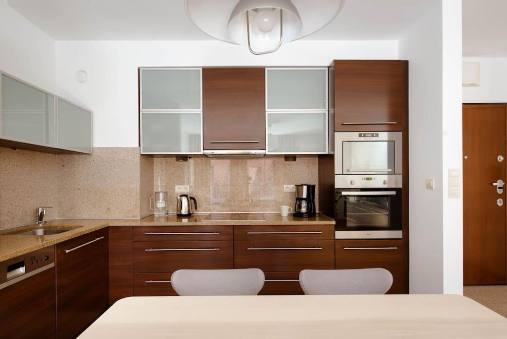 Wygodny Apartament Przy Dworcu Krakau Exterior foto